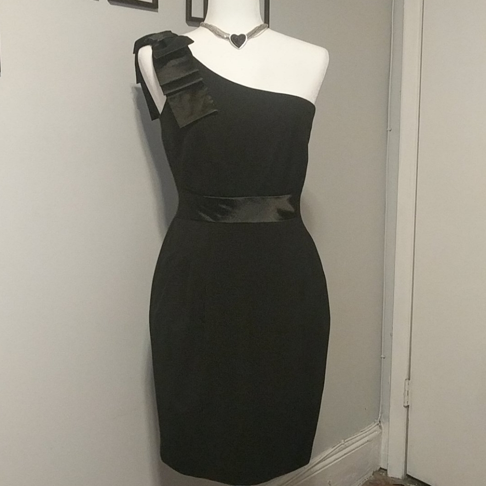 One Shoulder Satin Bow Embellished Dress